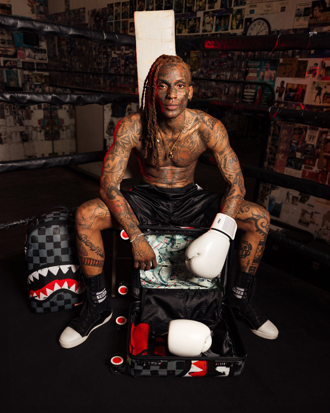 VANQUISH II SHARKNAUTICS HARDSHELL CARRY-ON LUGGAGE